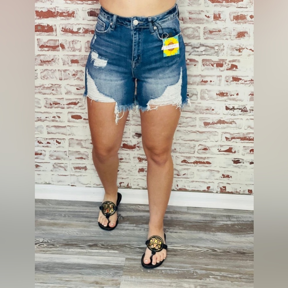 Piper Distressed Shorts